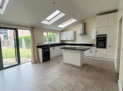 3 Bed Semi-Detached House, Cromwell Road, CB1