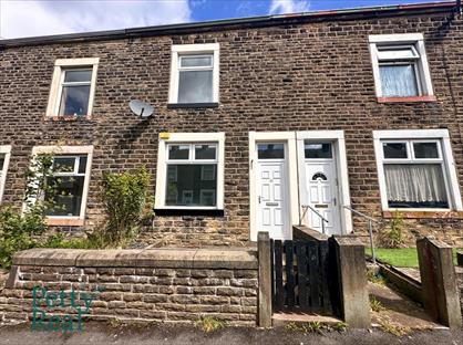 3 Bed Terraced House, Oak Street, BB8