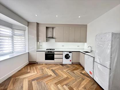 2 Bed Flat, Greenford Road, UB6