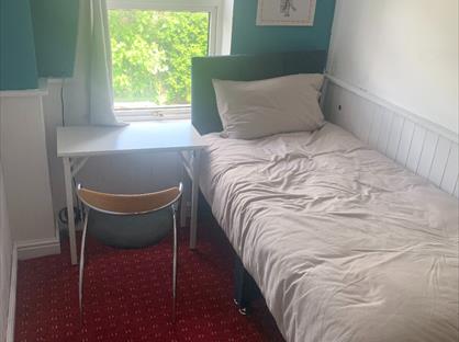 Room in a Shared House, Ripley Street, WA5