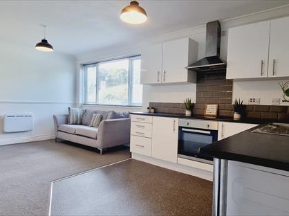 2 bed flat/apartment for rent in 2 Bed Flat, Padmore Court, CV31