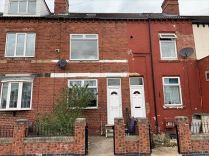3 Bed Terraced House, Spring Terrace, WF9