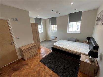 Room in a Shared House, Ye Olde Jug And Glass, NG21