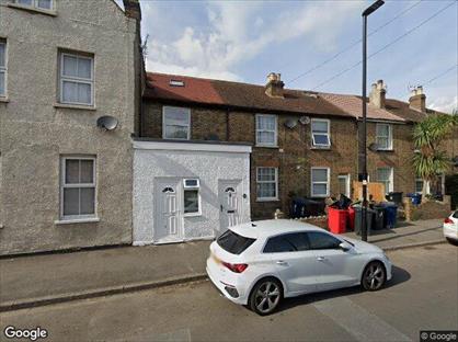 2 Bed Terraced House, Tentelow Lane, UB2