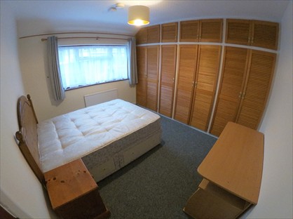 Room in a Shared House, Hertingfordbury Rd, SG14