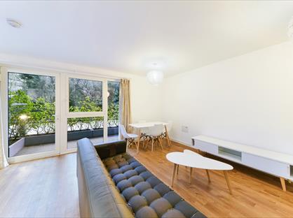 2 Bed Flat, Gothenburg Court, SE8