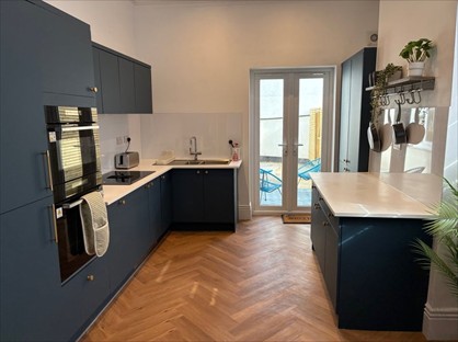 Room in a Shared House, Avenue Road, DT4