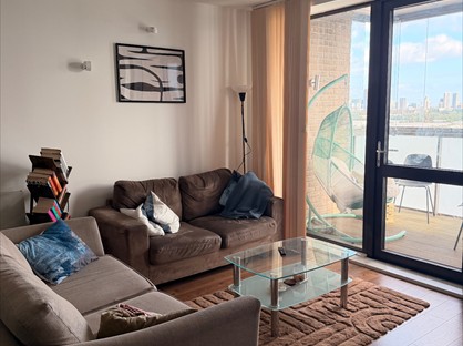 Room in a Shared Flat, New Village Avenue, E14