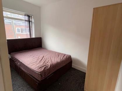 Room in a Shared Flat, Recreation Street, LS11