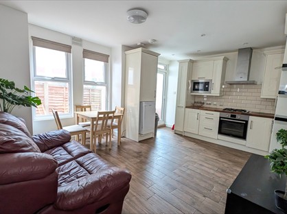 2 Bed Flat, Mersham Road, CR7
