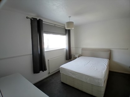 Room in a Shared House, Christopher Walk, WS13