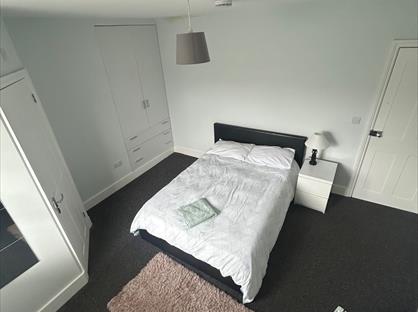 Room in a Shared House, Green Hedges Avenue, RH19