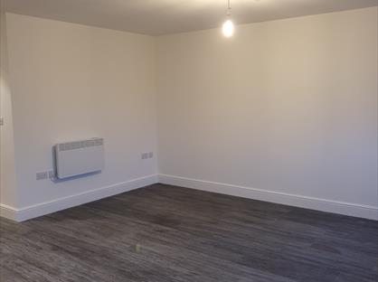 1 Bed Flat, Four Corners Chertsey, KT16