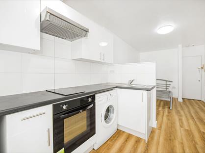 Studio Flat, Fitzjohns Ave, NW3