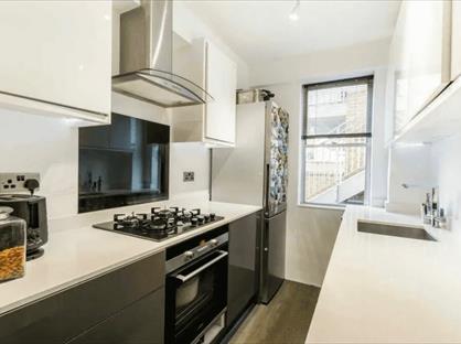 2 Bed Flat, New Cavendish Street, W1W