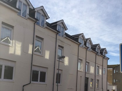 2 Bed Semi-Detached House, Penarth Road, CF11