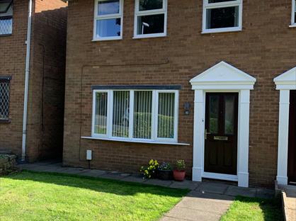 3 Bed Semi-Detached House, Craiglands, OL16