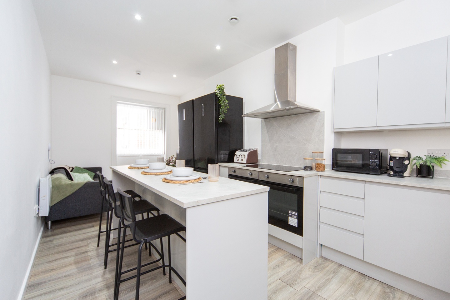 5 Bed Flat, Parr Street, L1