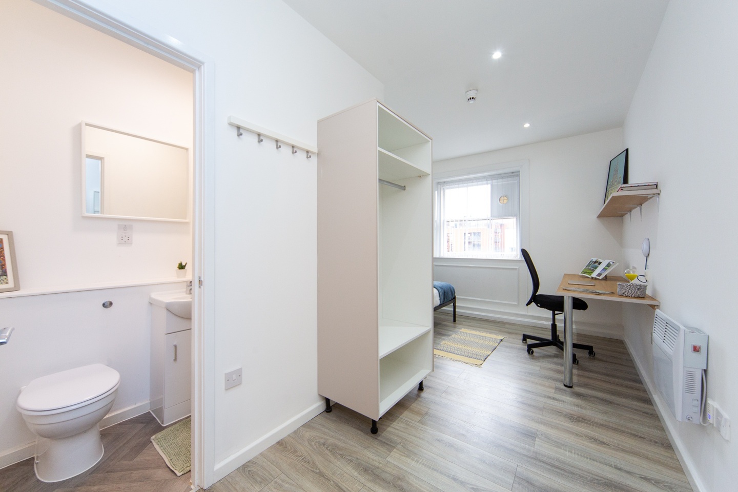 5 Bed Flat, Parr Street, L1 photo 4