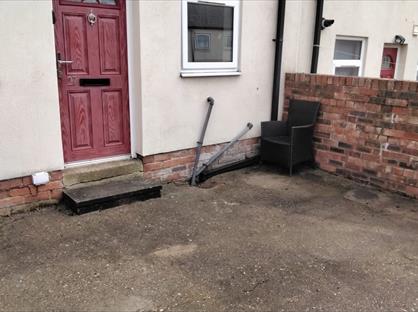 2 Bed Terraced House, Thorpe Street, SR8