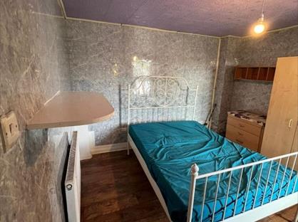 Room in a Shared Flat, High Street, NW10