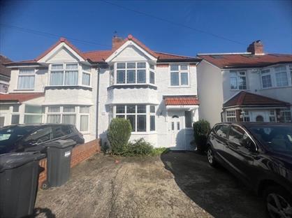 3 Bed Semi-Detached House, Clairvale Road, TW5