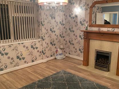 4 Bed Semi-Detached House, Meadow Walk, B64