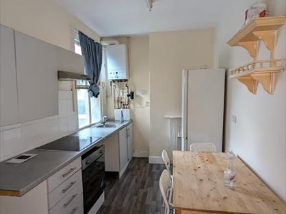 4 Bed Flat, Philip Lane, N15