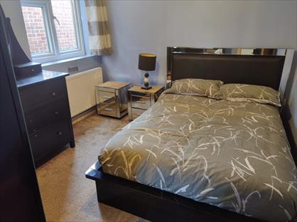 Room in a Shared Flat, Tryfan Close, IG4