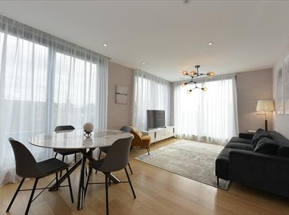 3 Bed Penthouse, Essex Park Mews, W3