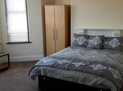 Room in a Shared House, Floyd Road, SE7