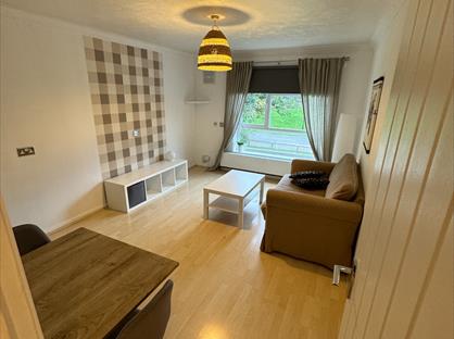1 Bed Flat, Pennine Road, SL2