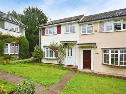 3 Bed End Terrace, Courtlands, SM2