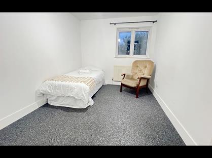 Room in a Shared House, Conway Road, LU4