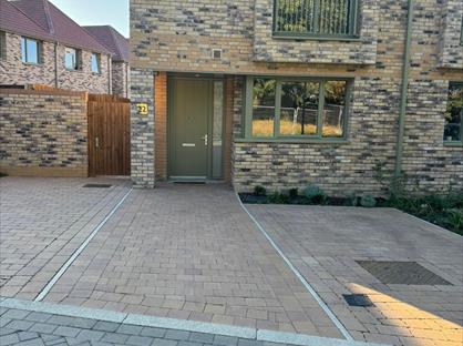 3 Bed Semi-Detached House, Mc Lean Drive, OX3