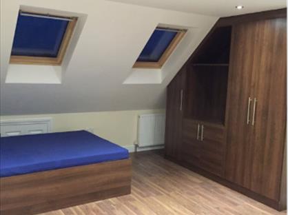 Room in a Shared House, Leamington Close, TW3