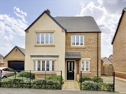 4 bed room for rent in Room in a Shared House, Lesley Way, PE28