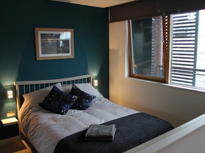 2 Bed Flat, Close, NE1