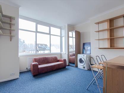 2 Bed Flat, Sunny Gardens Road, NW4