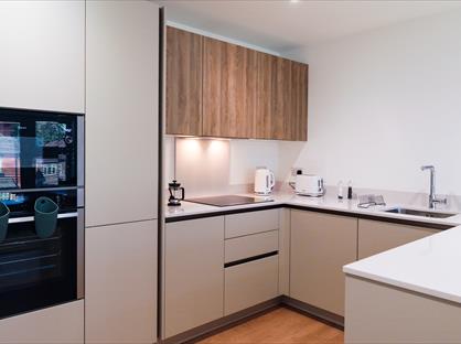 2 Bed Flat, Wilmslow Road, SK8