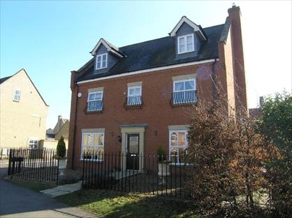 Room in a Shared House, Columbine Road, CB6
