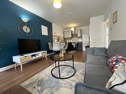 1 Bed Flat, Belgrave Chapel, BB3