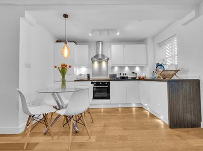 1 Bed Flat, Hispano Mews, EN3