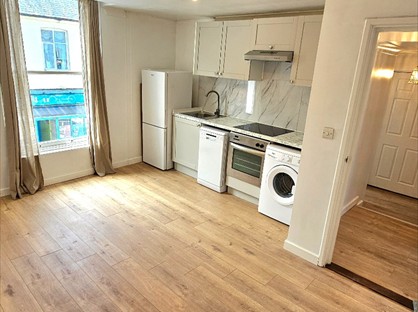 2 bed flat/apartment for rent in 2 Bed Flat, Nelson St, GU11