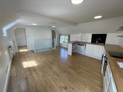 1 Bed Flat, Park Road, SG19