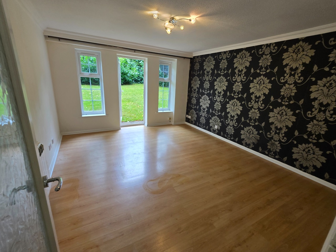 2 Bed Flat, Westcote Road, RG30