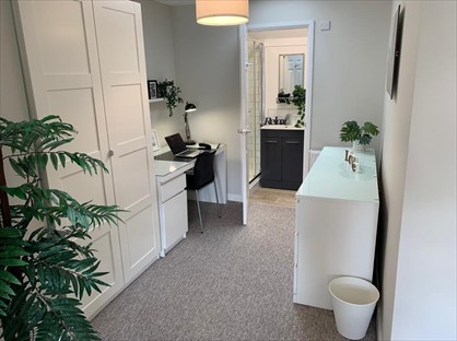 Room in a Shared House, Station Street, WR9