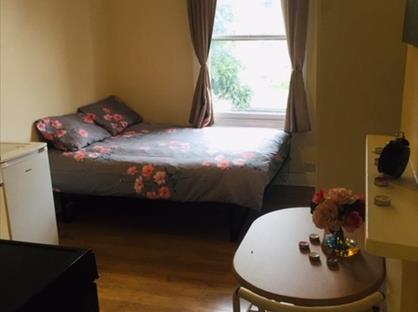 Studio Flat, Dongola Road, N17