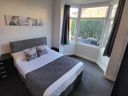 Room in a Shared House, Rawmarsh Hill, S62