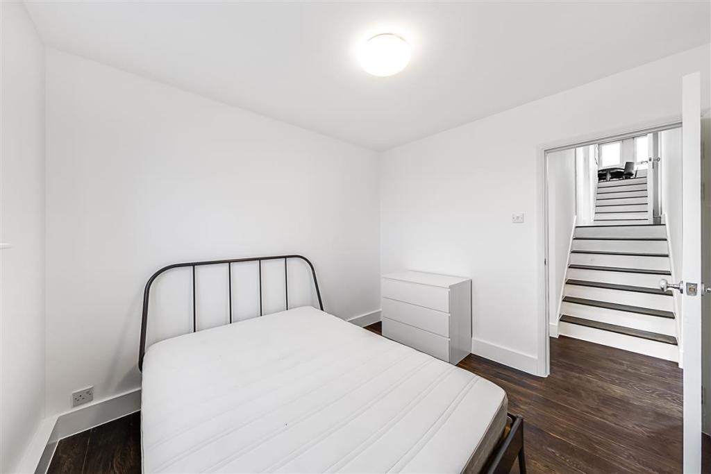 Additional image 10 of 3 Bed Flat, Ebury Sq Garden, SW1W, N1 7GU